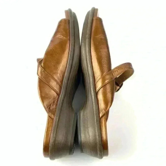 s-l400.jpg Dansko sandals size 38 7.5-8 patent leather mules